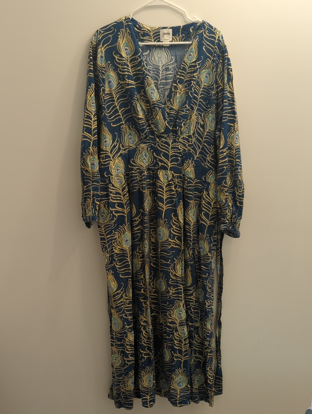 Joanie Peacock Print V-Neck Maxi Dress, Women's US 18